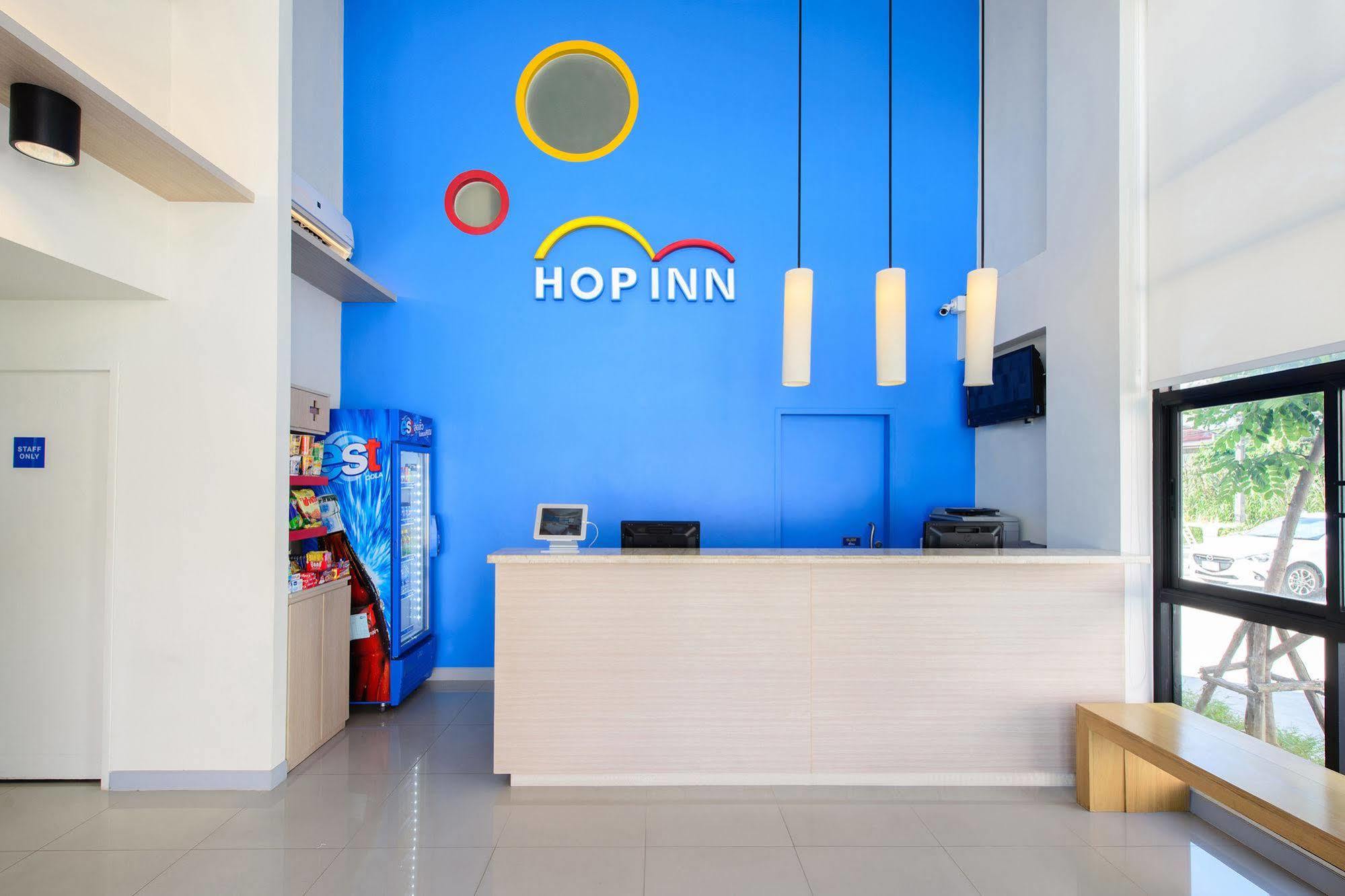 Hop Inn Roi Et Exteriér fotografie